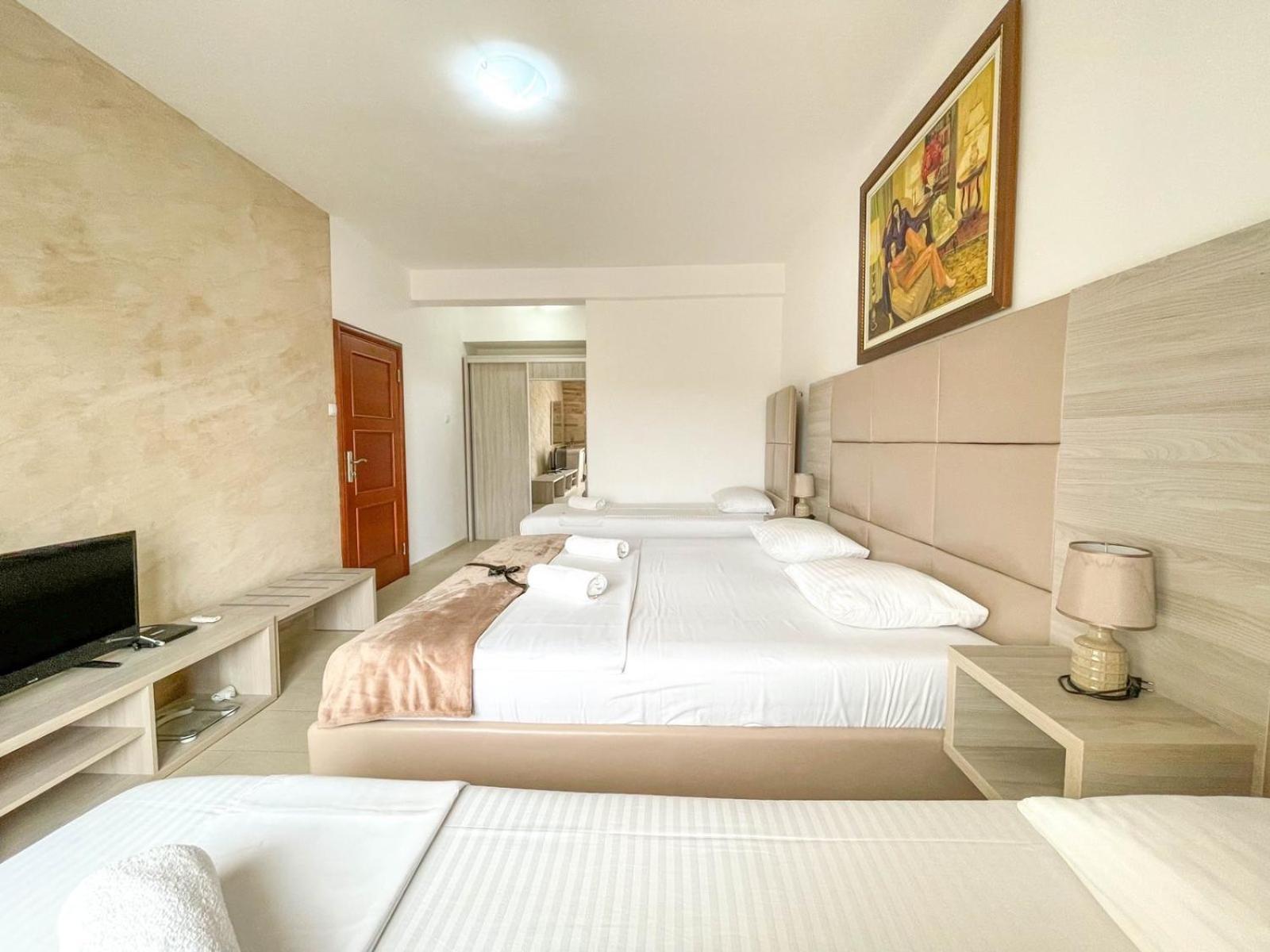 Imperial Hotel Ulcinj Exterior photo